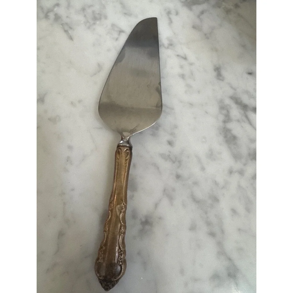 Reed & Barton Dresden Rose Silverplate Pie Cake Server Mirrorstele Stainless 195